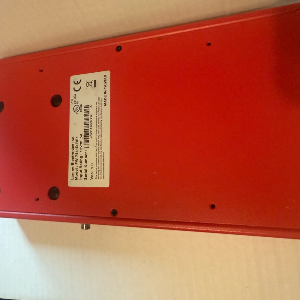 Red Wired Router - Picture 4 of 9
